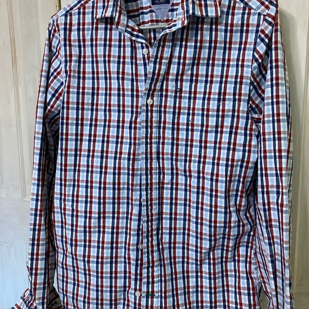 Men’s dress shirt